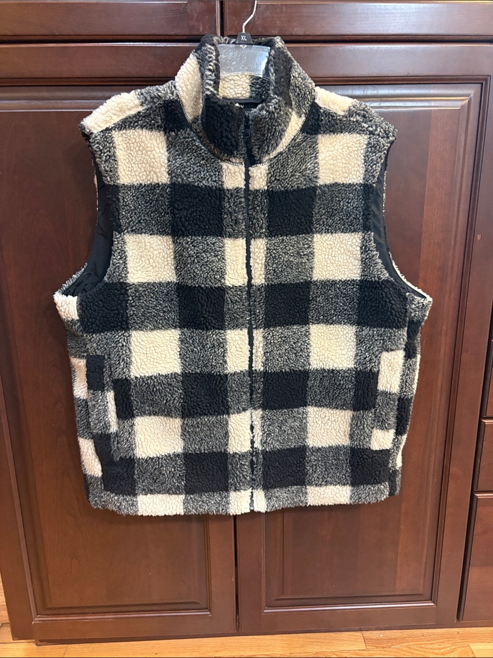Banana Republic Black and Cream Buffalo Check Sherpa Vest